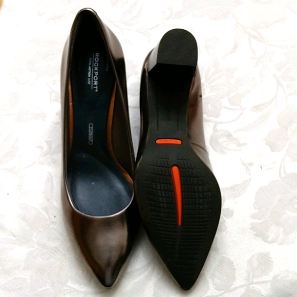Shoes - Picture 1 of 5